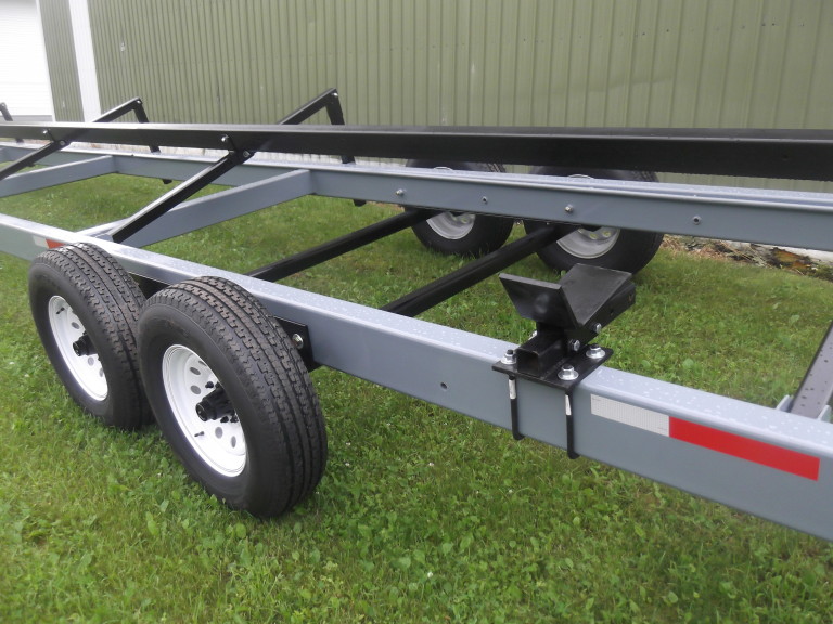 Combine Header Trailers Built B.I.L Tough, built B.I.L. Right.